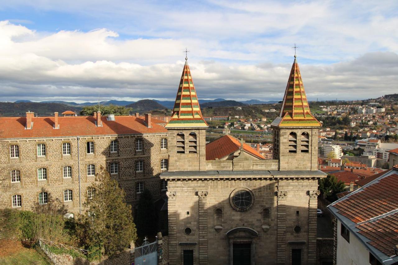 Les Cimes Du Puy-En-Velay Bed & Breakfast Le Puy-en-Velay Bagian luar foto